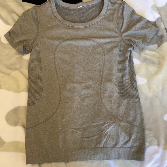 lululemon athletica Tops - Gray Lululemon T Shirt
